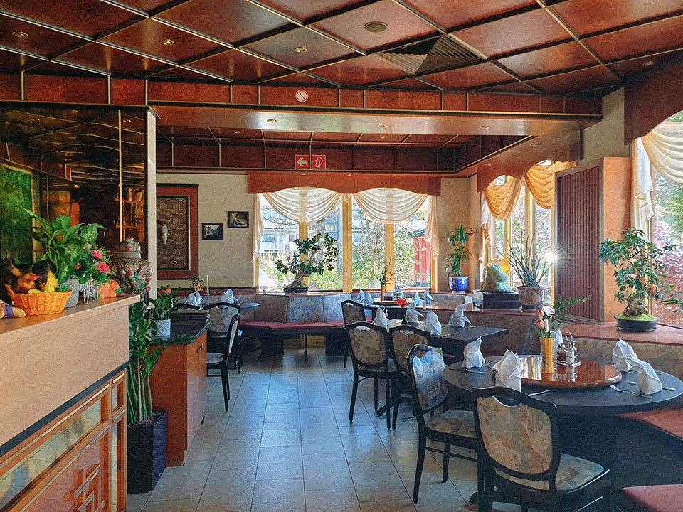 VU JAA Innenbereich Restaurant München-Solln